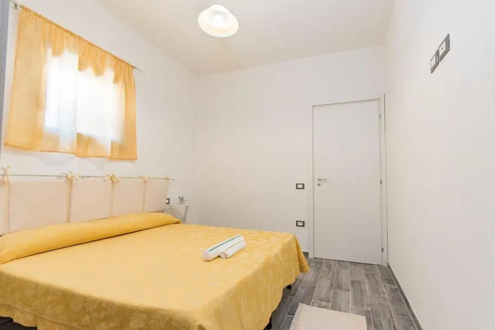 Affittacamere L ' Oasi Di Gino San Lorenzo  Italien